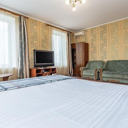 Комфортная Квартира На Метро Осокорки Kyjev Exteriér fotografie